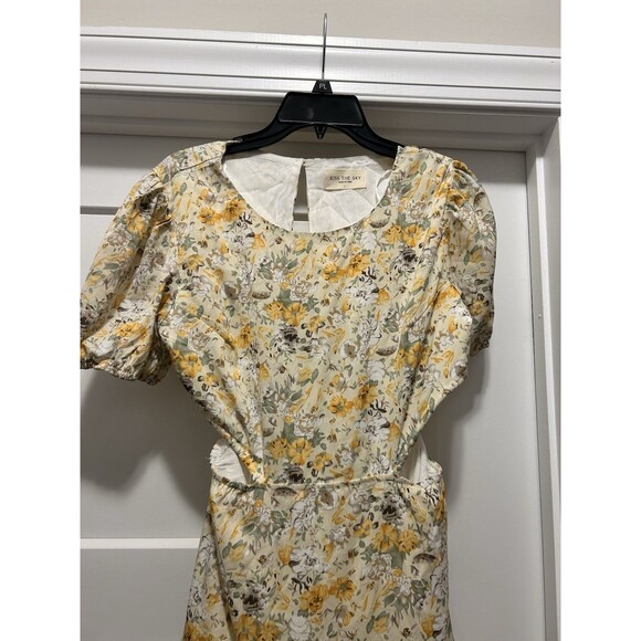 Kiss The Sky Tiered Maxi Dress Puff Sleeve Open Back Cutout Ditsy Floral Size M - Picture 3 of 8